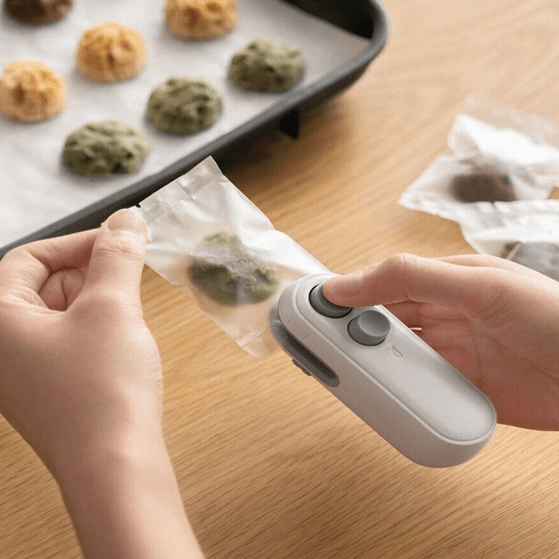 PantryPreserva™ Seal & Slice Duo